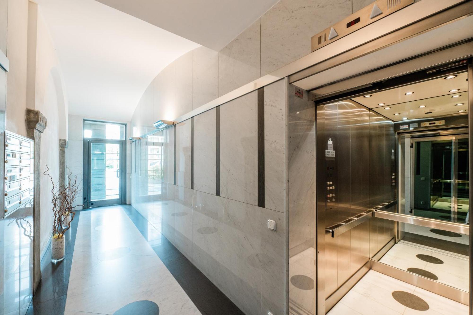 P&P Luxury Apartment Bergamo Ngoại thất bức ảnh